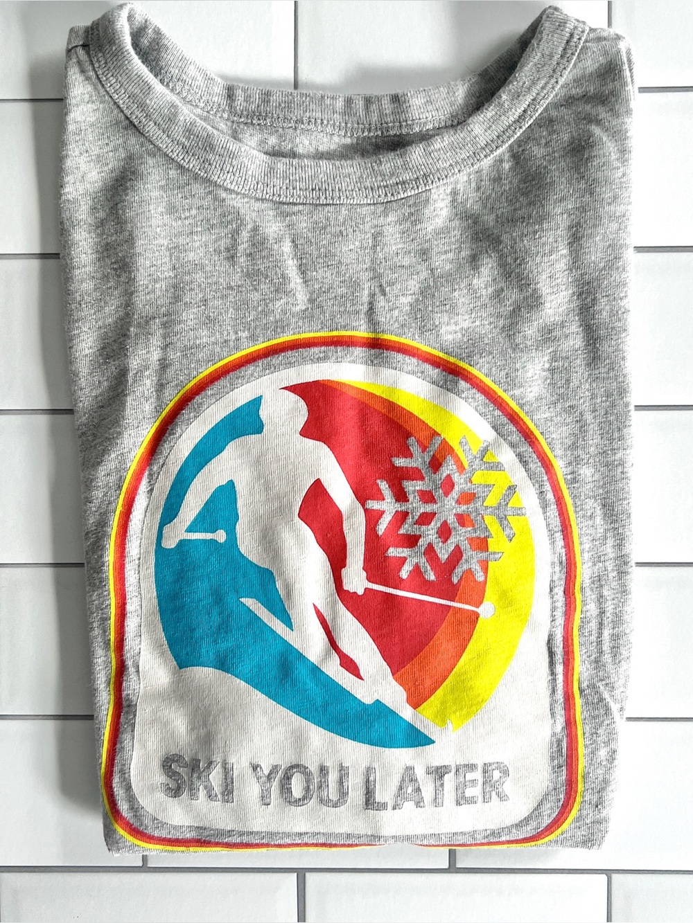 XS🎿 GAP Kids Retro Ski You Later Vibrant Graphic Long Sleeve Gray Tee Shirt